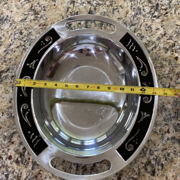 Lenox Spyro black metal oval serving bowl with 2 handles - Picture 2 of 5